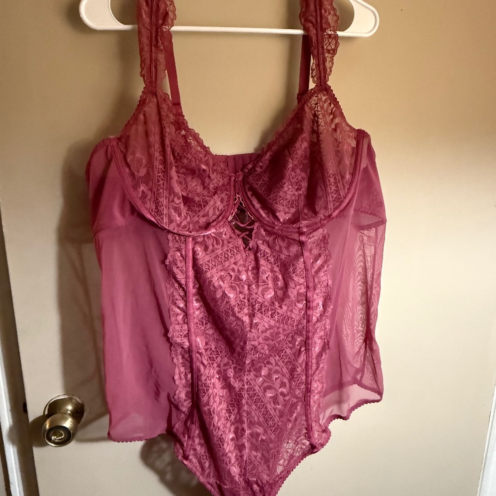 Torrid size 4 lace bodysuit